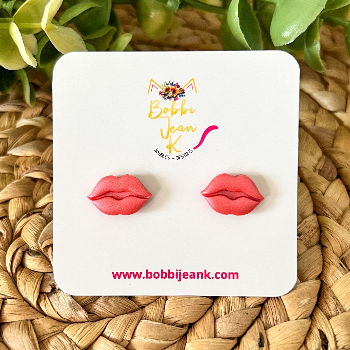 "Shimmer Sunset" Lip Shape Clay Studs