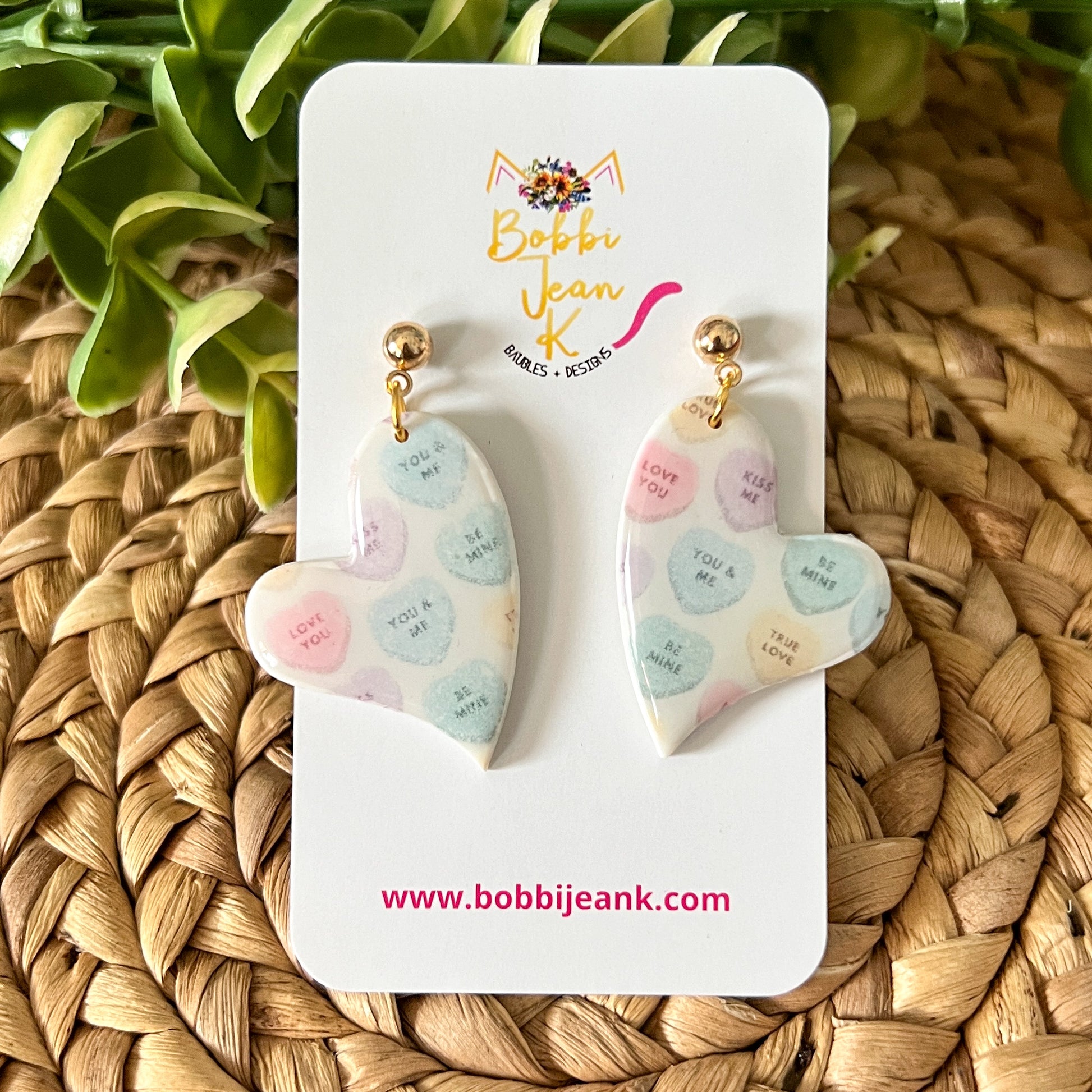 Vintage-Style Convo Heart Sway Clay Earrings