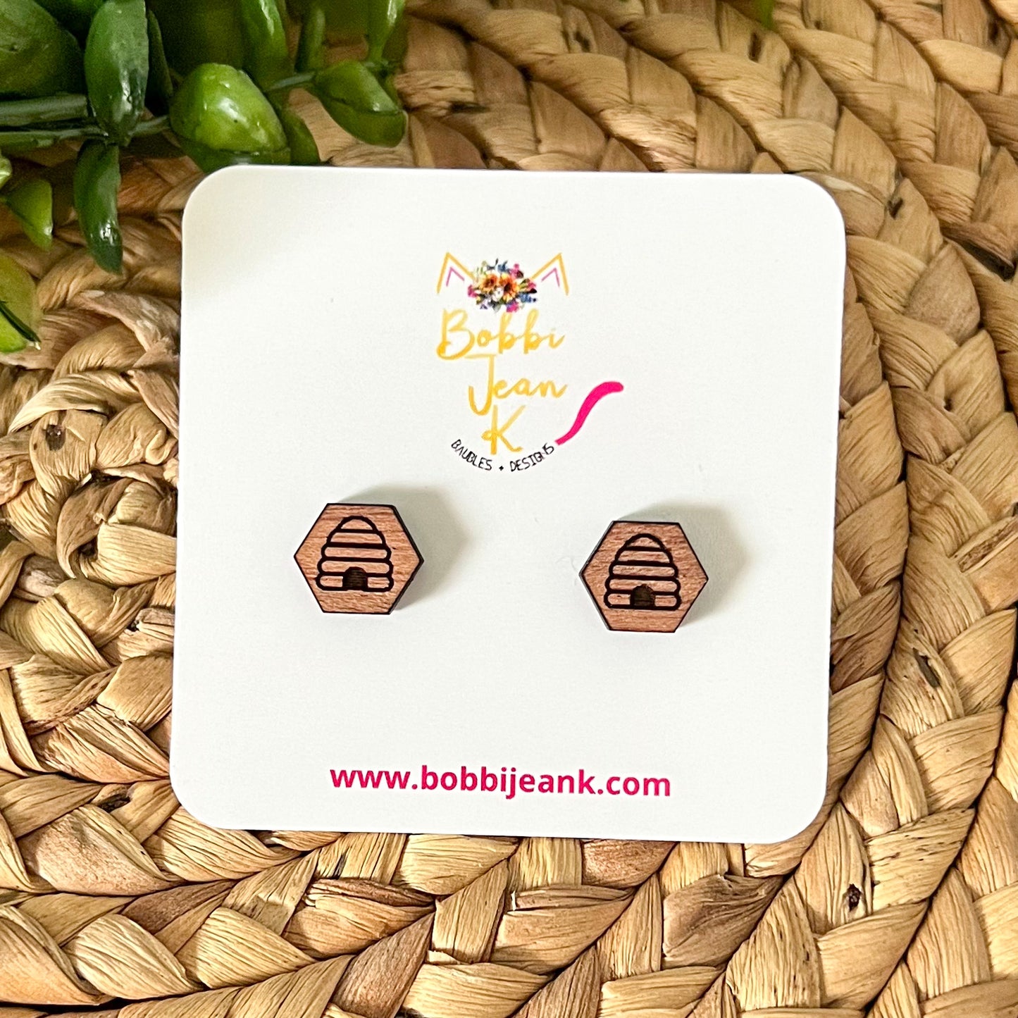 Beehive Wood Studs: Choose From 3 Wood Options